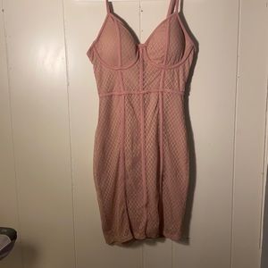 It’s more pink than the picture, worn once, great condition